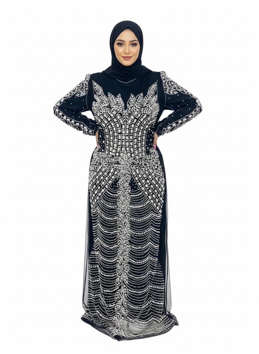 زينة كريستالية مطرزة يدويًا